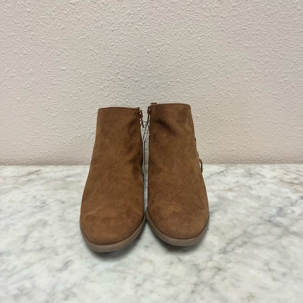 Universal Thread brown suede fringe ankle boots NWT size 7.5 - Picture 3 of 6